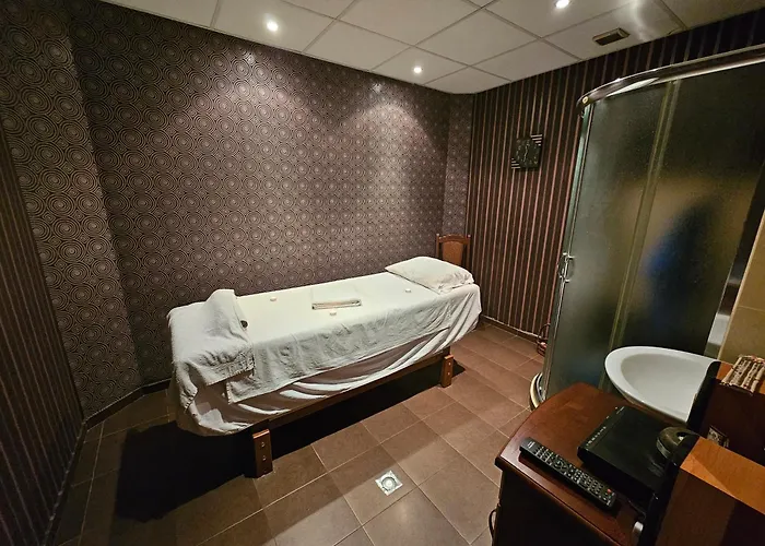 Family Jeri Хотел